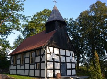 Kościół w Karnieszewicach