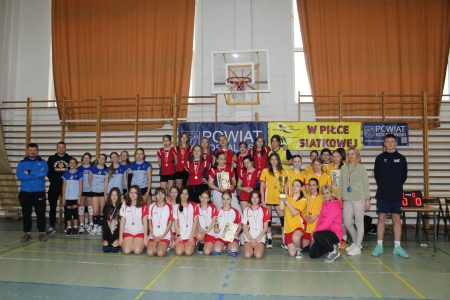 Mistrzostwa Powiatu Koszalińskiego w piłce siatkowej