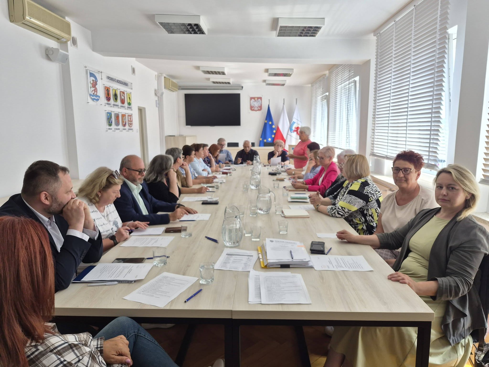 zdjęcie składu Powiatowej Rady Seniorów I kadencji